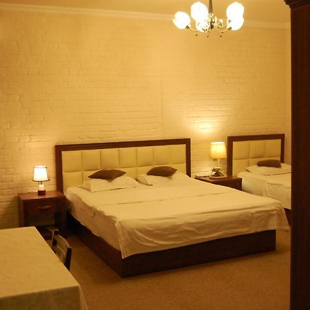 Usman Hotel Samarkand Exterior photo