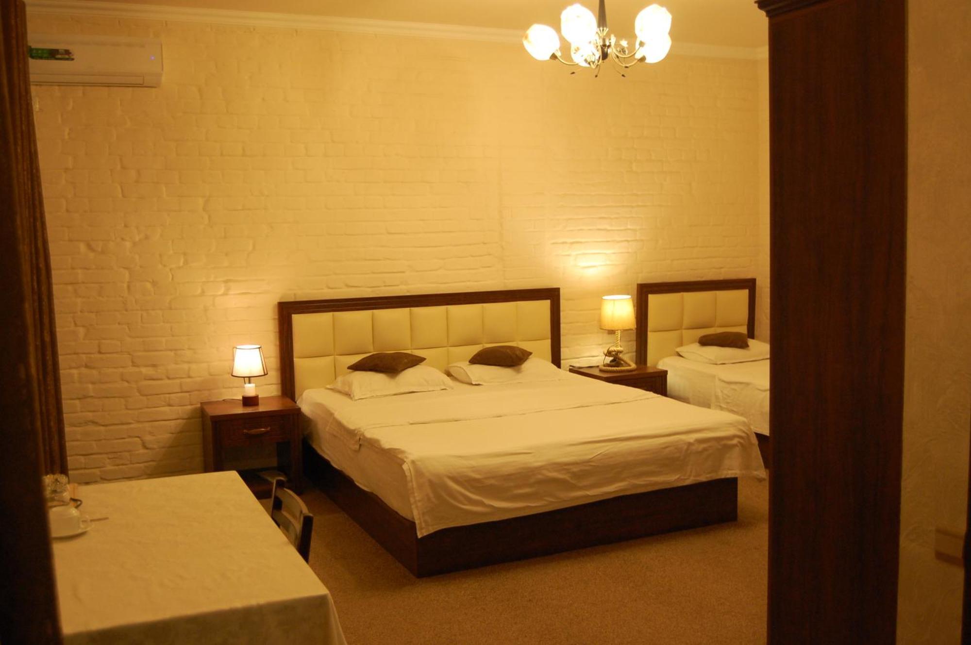 Usman Hotel Samarkand Exterior photo